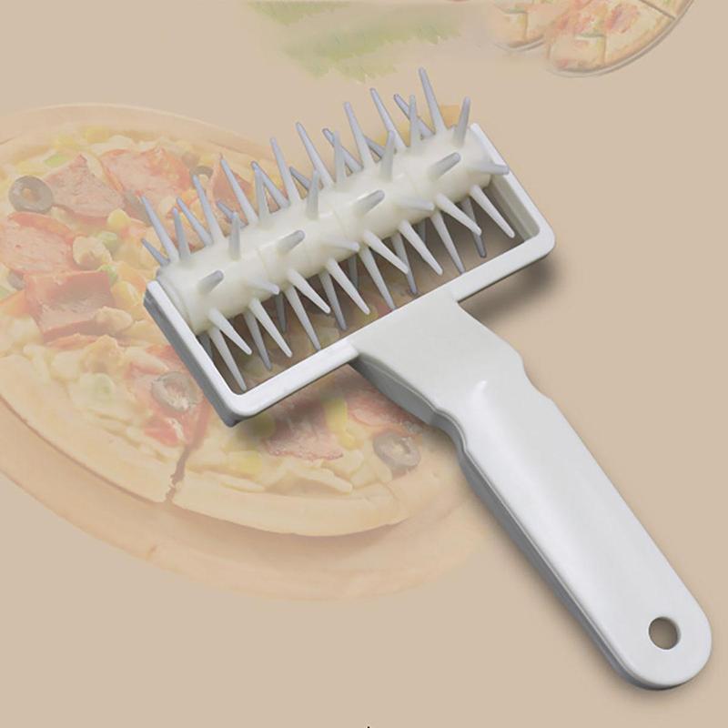 1 Piece Plastic Pizza Needle Roller