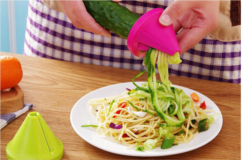 2 Piece  Vegetable Fruit Multifunction Spiral Shredder Peeler, Manual Potato Carrot Radish Rotating Grater, Kitchen Accessorie