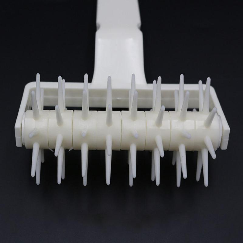 1 Piece Plastic Pizza Needle Roller