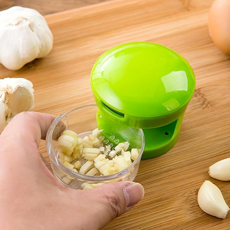 1 Piece Mini Garlic Press, Manual Garlic Chopper, Multifunctional Onion Chopper with Storage Container