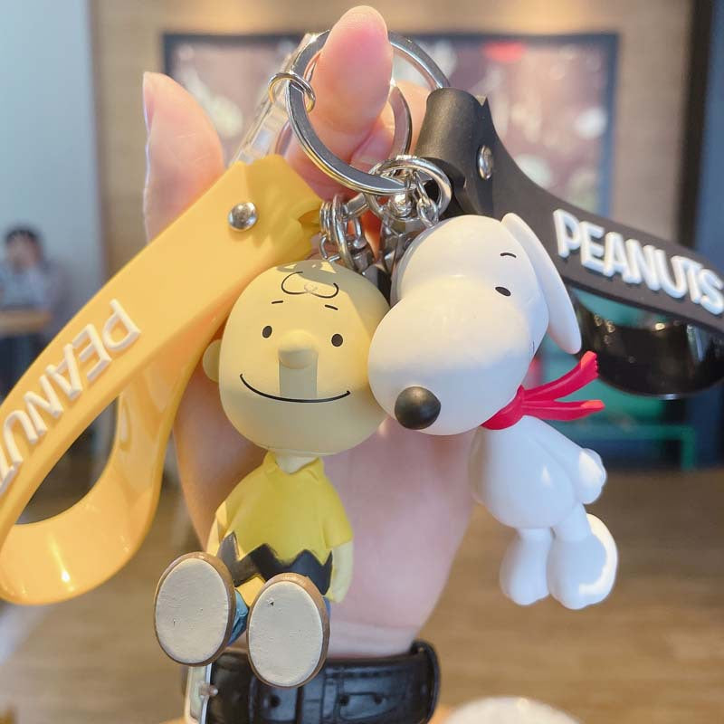 Cartoon Genuine Snoopy Charlie Keychain Bag Three-Dimensional Pendant Cute Car Pendant Key Chain