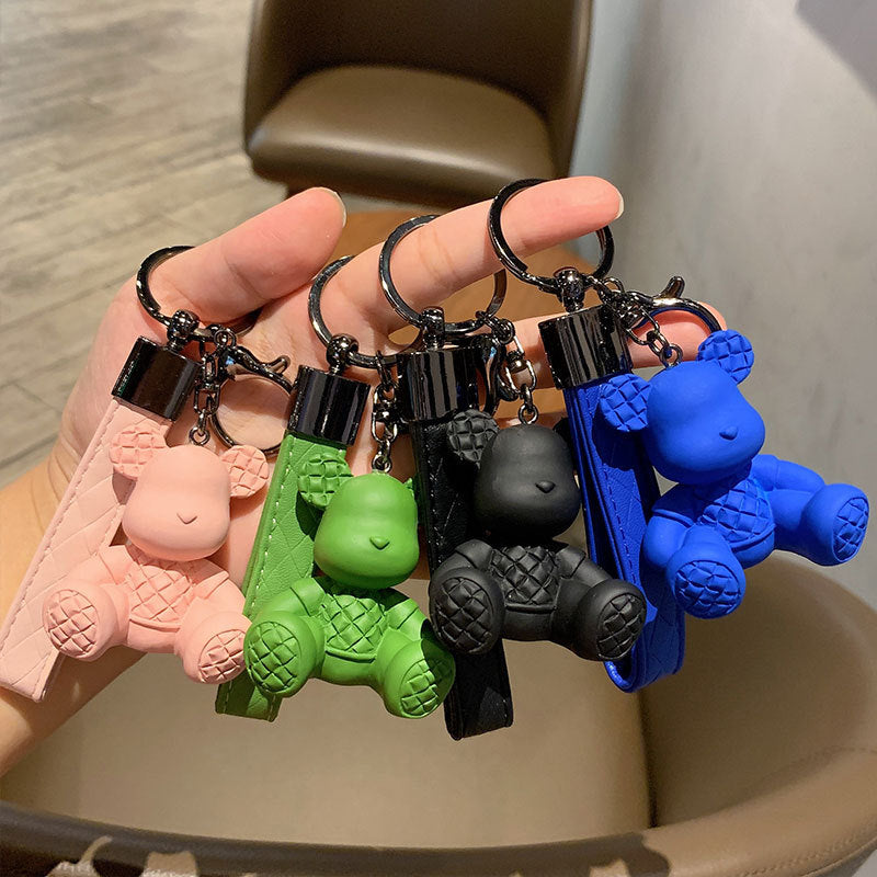 Creative Bamboo Bear Keychain Pendant Cute Cartoon Sitting Bear Couple Car Key Chain Bag Ornaments