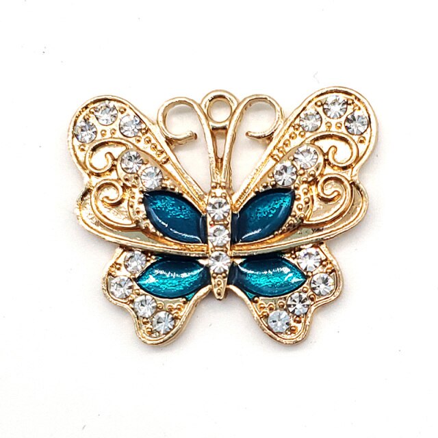 Hot 1pcs Metal jewelry Style Shoe Charms Pearl Crown Shoe Aceessories Decorations Fit women’s croc Clogs Buckle girls Gifts jibz