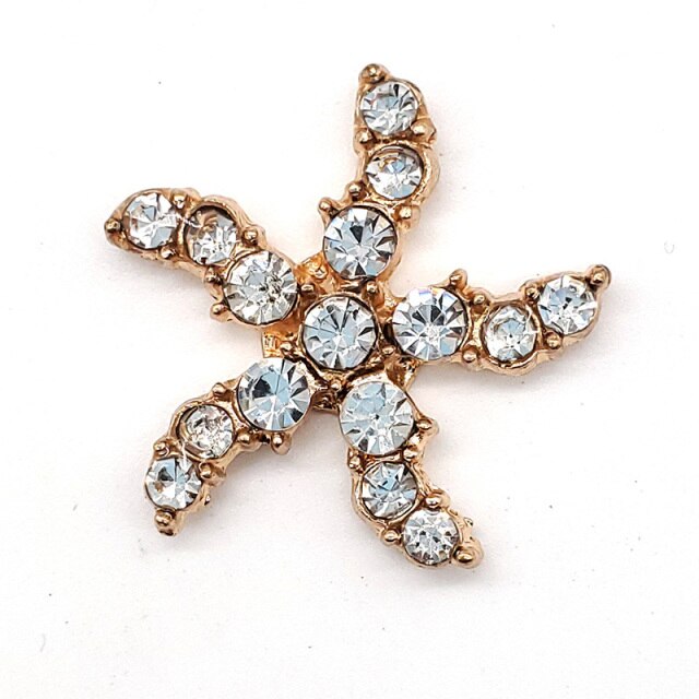 Hot 1pcs Metal jewelry Style Shoe Charms Pearl Crown Shoe Aceessories Decorations Fit women’s croc Clogs Buckle girls Gifts jibz