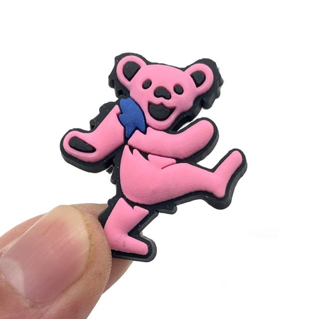 Hot 1pcs jibz fashion elements PVC Shoe Charms DIY Band bear Shoe Aceessories Fit croc Sandals Buckle decorations Unisex Gifts