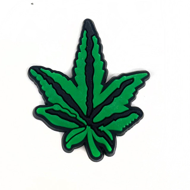 New 1pcs Cartoon green weed Shoe Charms Funny DIY Shoe Aceessories Fit Sandals Decorate Buckle PVC Unisex adult Gifts croc jibz